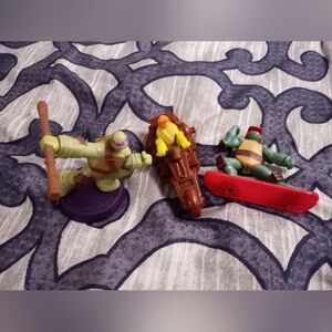 👠Random Mcdonalds Toys (SEE ALL PHOTOS)👠